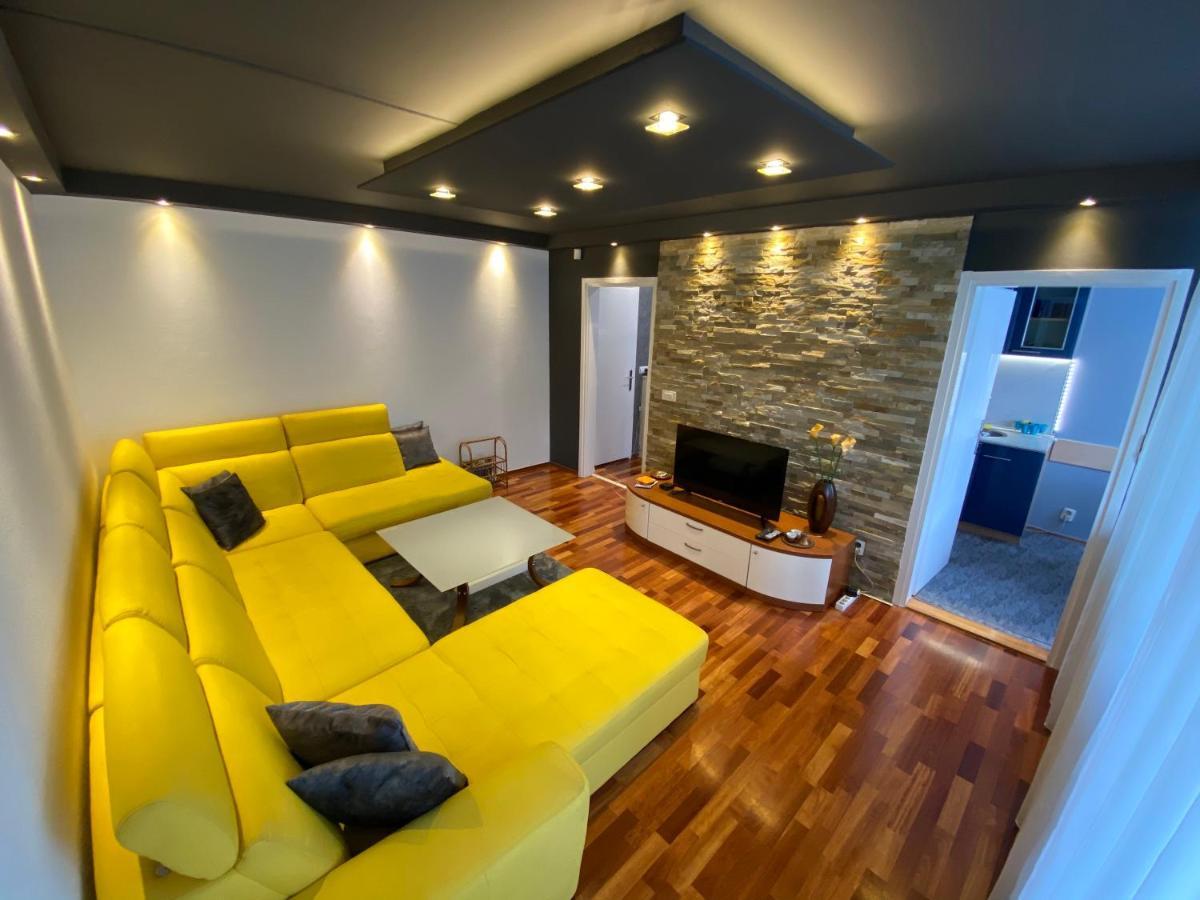8 Apartment *