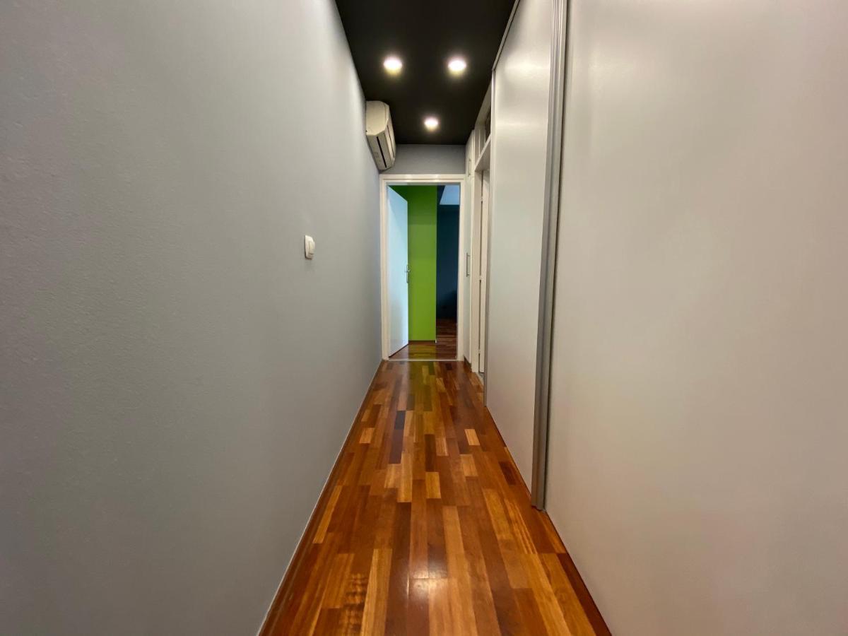 Apartment 8 *